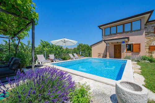 Villa Nila