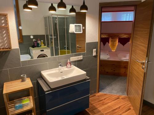 Ванная комната в Romantik Apartment mit SommerCard