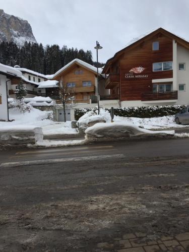 ALBERGO BAR RISTORANTE DOLOMIA v zimě