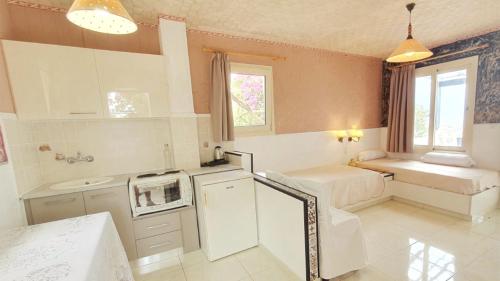 Apartment for A Pleasant Holiday In A Beautiful complex with shared pool and Ac