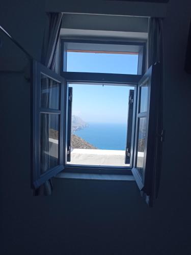 Γενική θέα στη θάλασσα ή θέα στη θάλασσα από  αυτός ο ξενώνας