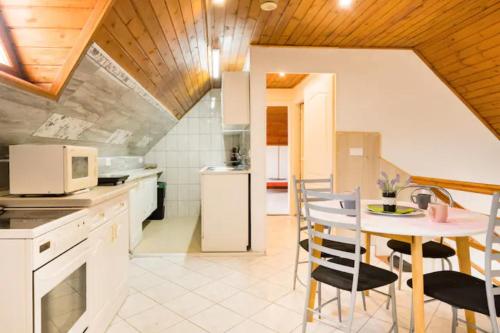 AZURE house 8360 Keszthely, Gelencser utca 4 kép - 3