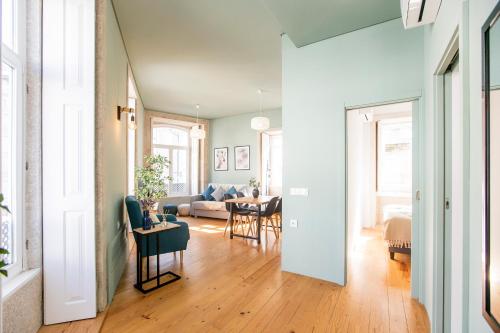 Mouzinho 1BR w AC in City Center by LovelyStay