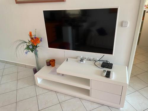 Gallery image of Exclusive Apartment Croatia Sun and Sea View - Garden and Free Parking - Zrce in Novalja
