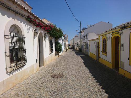Cabanas de Tavira Unique, Luxury 2,5 bedroom House 50 meters to the water