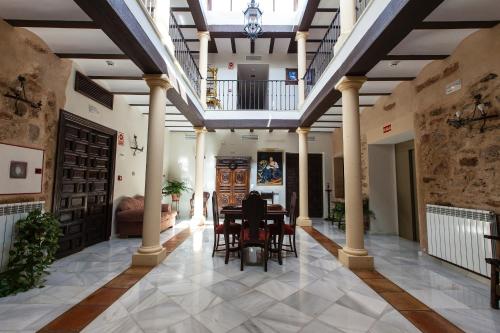 Χώρος καθιστικού στο Hotel Palacio del Intendente