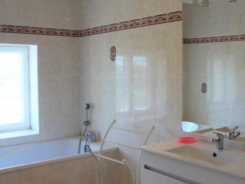 Ванная комната в Gîte Saussignac, 7 pièces, 13 personnes - FR-1-616-128
