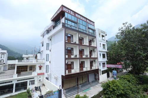 Fotografie z fotogalerie ubytování Hotel Nirvana Palace Rishikesh v destinaci Rišikéš