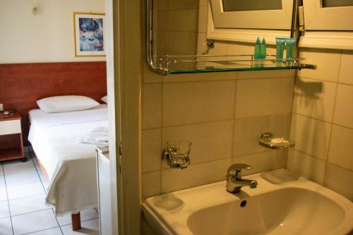 Vannituba majutusasutuses Egnatia Hotel