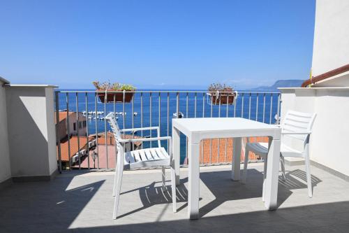 Μπαλκόνι ή βεράντα στο Signora Tita B&B Chianalea - Scilla