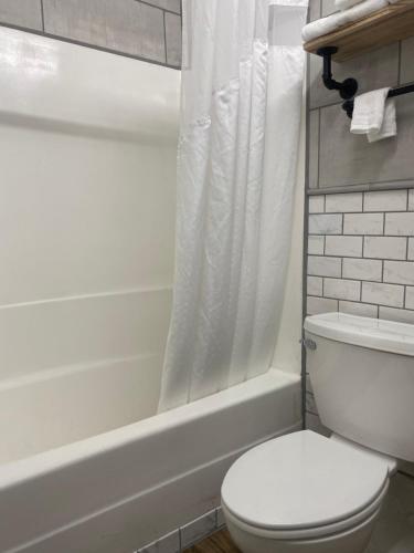 Discovery Inn Macon – Photos 2