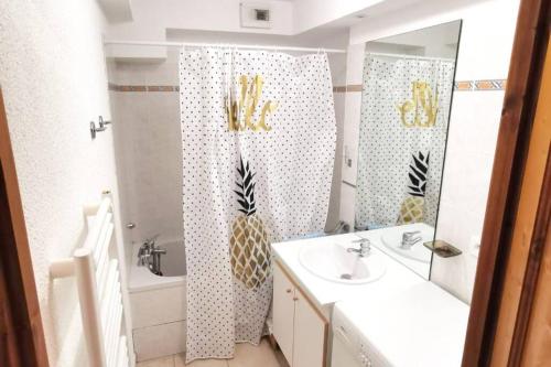 Koupelna v ubytování Oz Appartement cosy 3 chambres