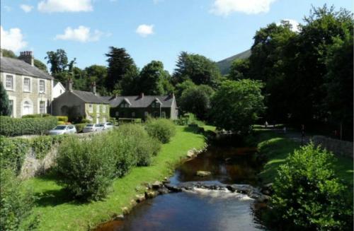 Gallery image of Bluebell Cottage - with hottub in Newry