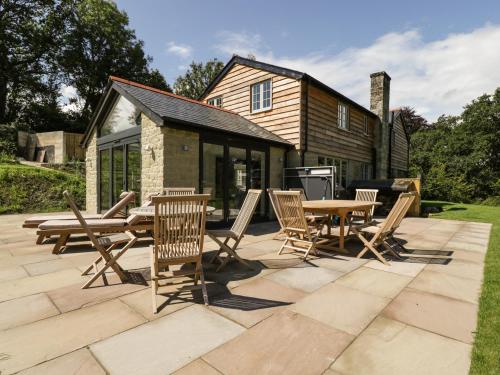 Hillside Cottage – Photos 2