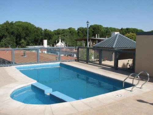 Πισίνα στο ή κοντά στο Tunkelén Apart Hotel