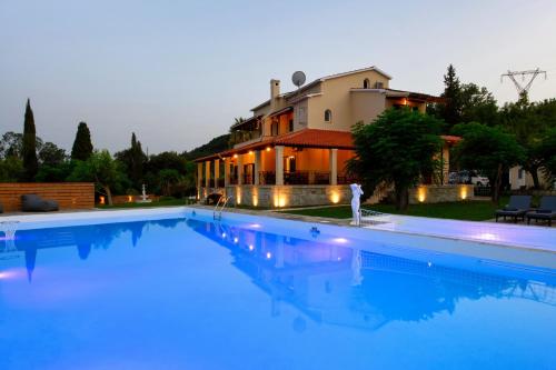 Grand Villa Roubana