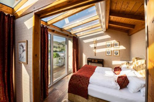 Postel nebo postele na pokoji v ubytování Hotel Weisser Bär