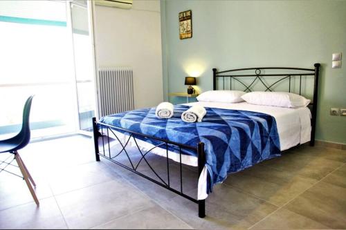 Athens Central 3BD Apartment next to Metro Luxury