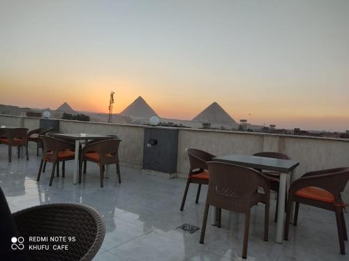 Gallery image of Khufu Pyramids Hotel in Cairo