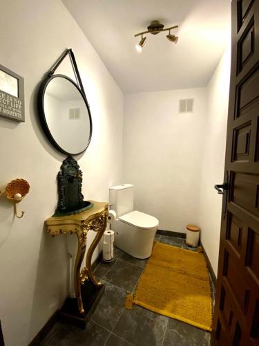 Un baño de Laura Las Flores