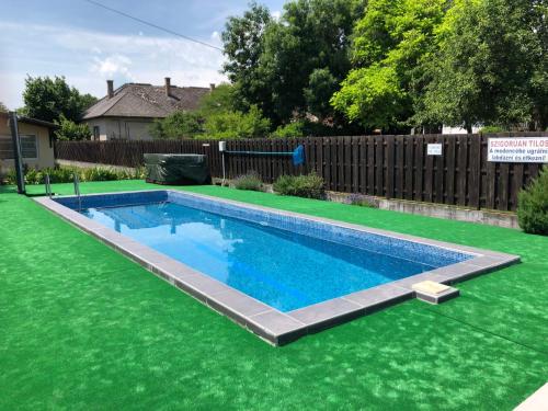 Gallery image of Bestapartman in Balatonboglár
