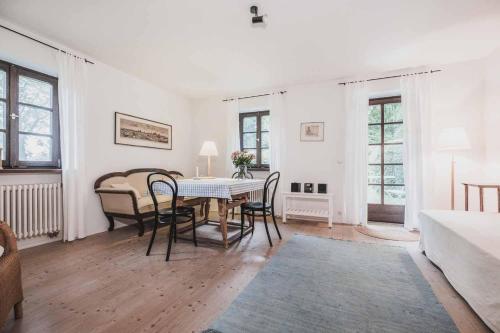 Χώρος καθιστικού στο Gartenwohnung Tausendfreund am Chiemsee