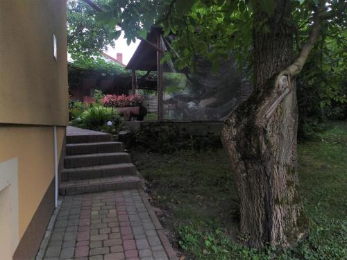 Κήπος έξω από το Apartament w domu na wsi