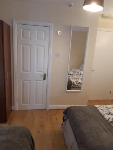 24 Beds In Carrick On Shannon
