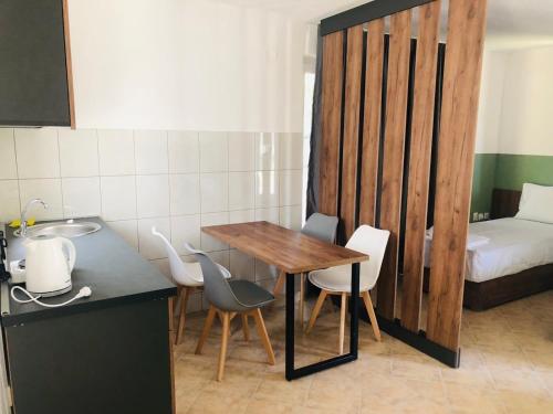 Gallery image of Fuk-tak's bungalow in Star Dojran