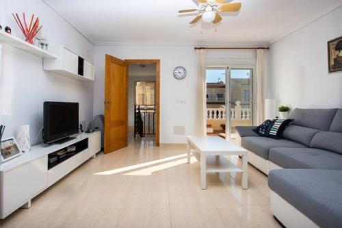 Bungalow moderno luminoso terraza solarium patio - PISCINA COMUNITARIA