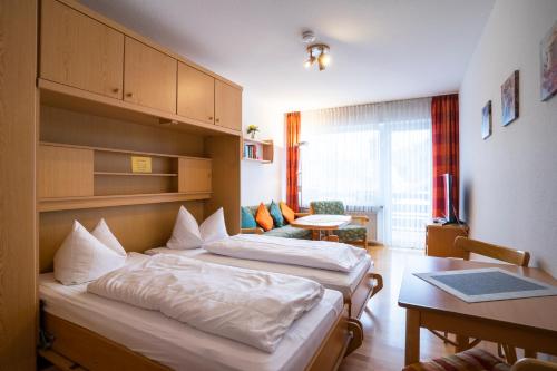 Postel nebo postele na pokoji v ubytování Ferienwohnung M. Simbeck