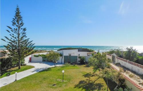 Stunning home in Pachino with WiFi and 3 Bedrooms