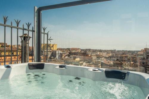 Swimmingpoolen hos eller tæt på Hotel 77 Seventy-Seven - Maison D'Art Collection