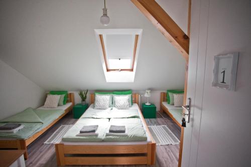 Postel nebo postele na pokoji v ubytování Hostel 33