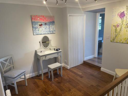 Gallery image of 17 Eastgate in Cowbridge