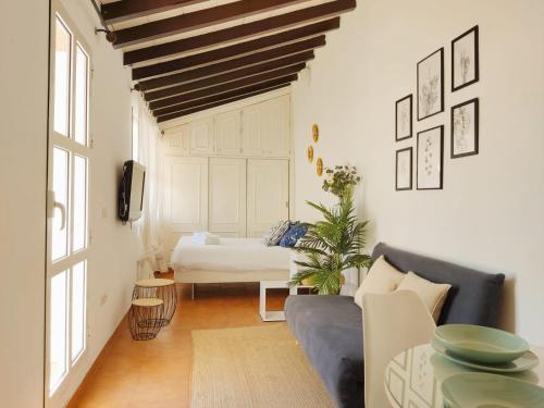 HomeySeville Stunning attic with private terrace and Parking optional