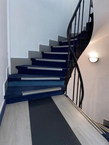 Gallery image of Aero Hotel in Issy-les-Moulineaux