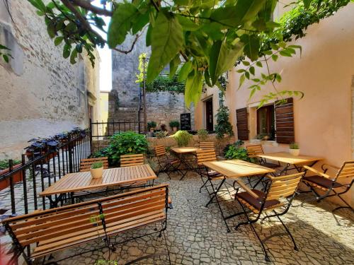 Afbeelding uit fotogalerij van Bed & Breakfast Antico in Motovun