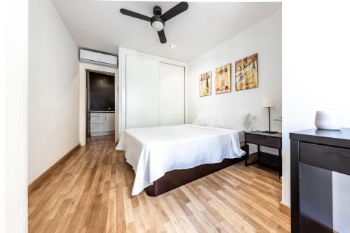 Spacious apartment in the heart of Málaga, Málaga, Spania