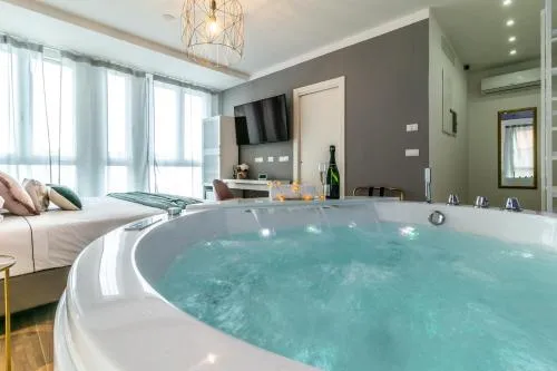 4 Star Suite SPA - Self Check-In photo 6
