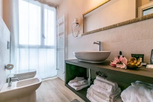 4 Star Suite SPA - Self Check-In photo 31