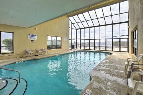 North Myrtle Beach Condo with Balcony and Views!