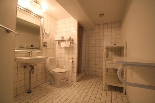 Koupelna v ubytování Kokkedal Slotshotel