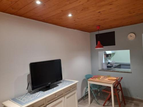A kitchen or kitchenette at Casa Diaz