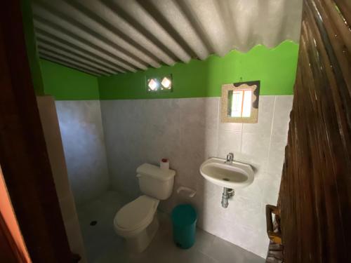 Ein Badezimmer in der Unterkunft Apalanchii Hospedaje y Restaurante
