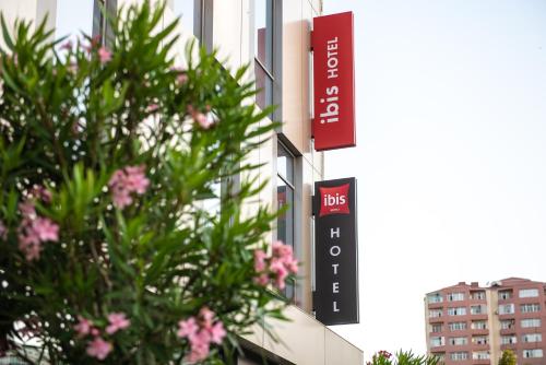 Certifikát, hodnocení, plakát nebo jiný dokument vystavený v ubytování ibis Baku City