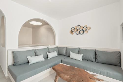 Χώρος καθιστικού στο Oyster Luxury Suites