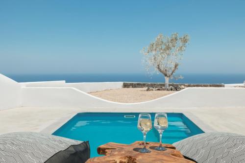 Πισίνα στο ή κοντά στο Oyster Luxury Suites