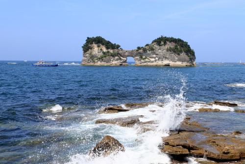 ゲストハウスの近くで見られる自然の景観