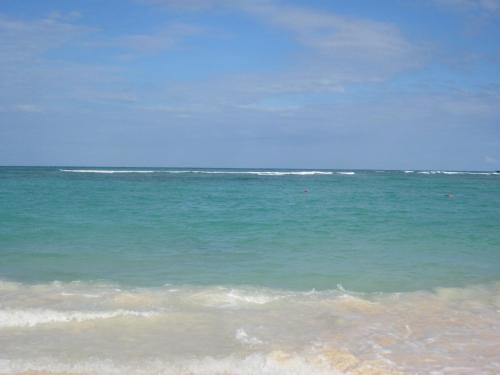 a view of the ocean from the beach at Mondello Holidays in Mondello